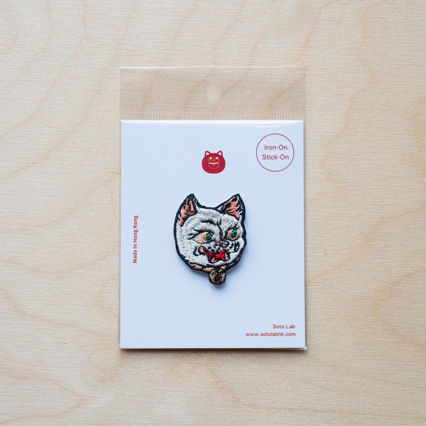 刺繡燙貼