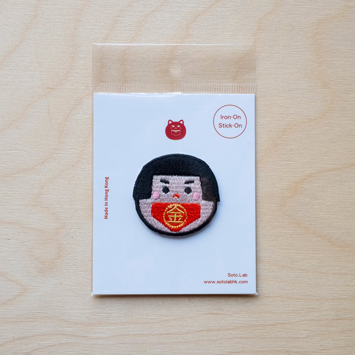 刺繡燙貼